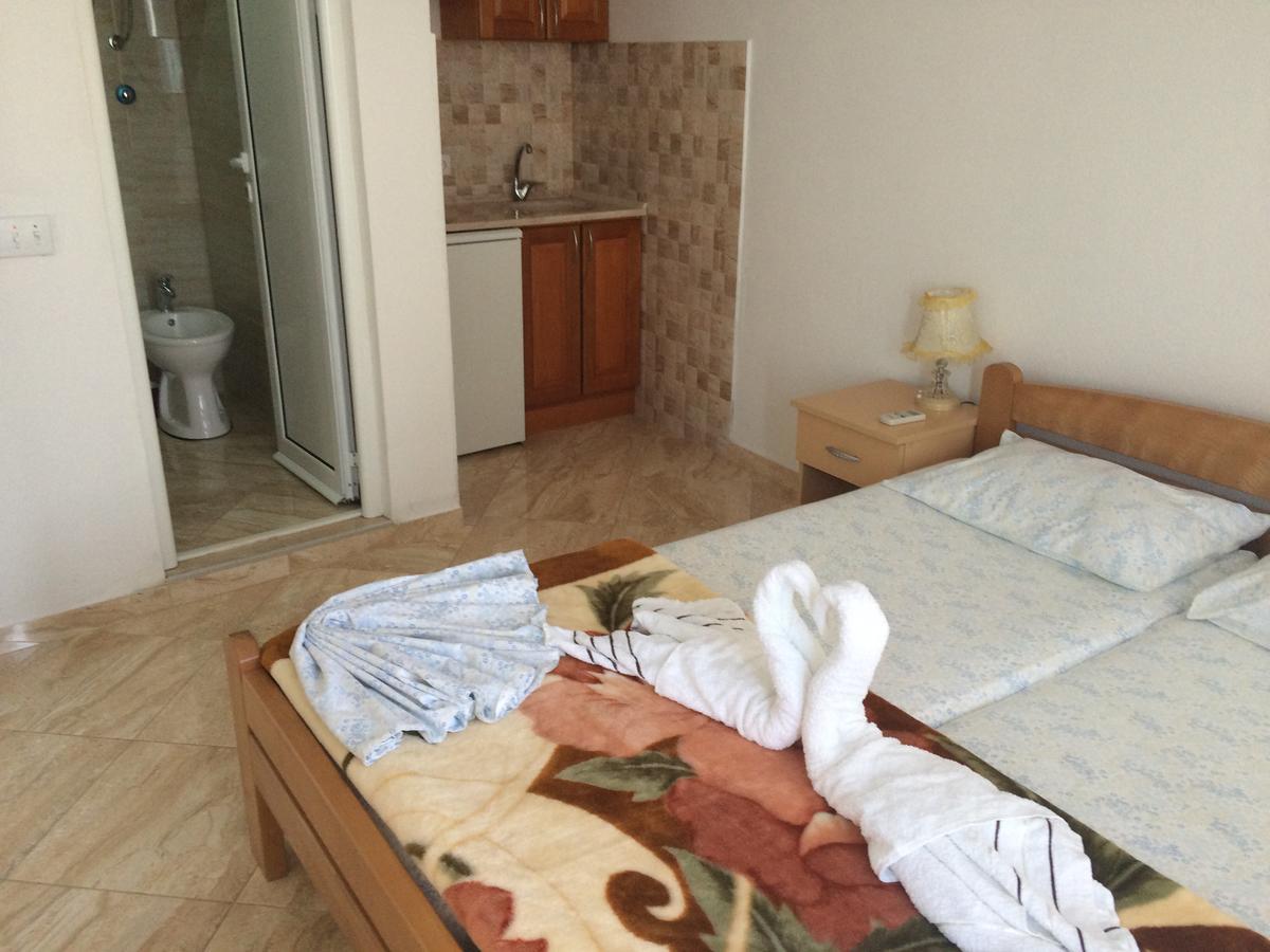Sand And Sea Apartments Ülgün Dış mekan fotoğraf