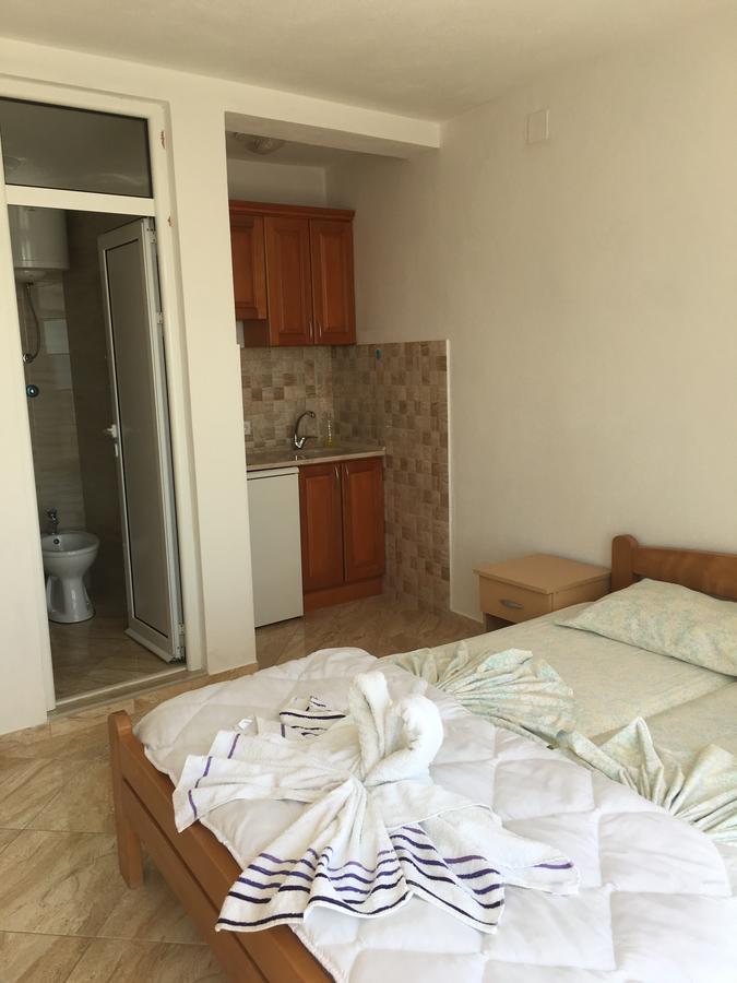 Sand And Sea Apartments Ülgün Dış mekan fotoğraf